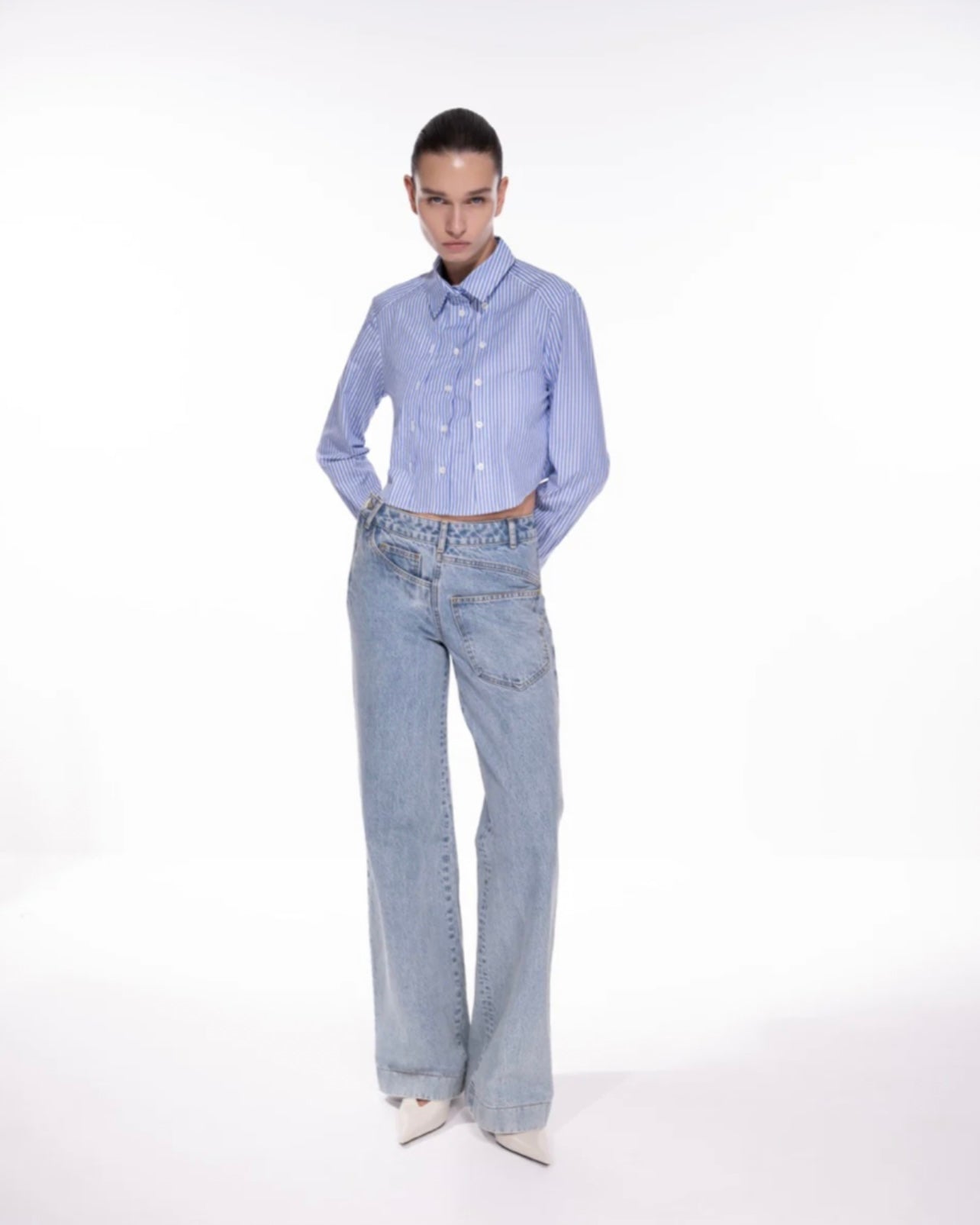 Side Chick Denim Pants in Light Blue