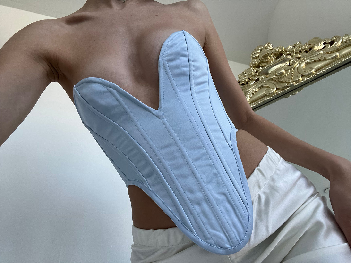 V-neck Corset in Blue