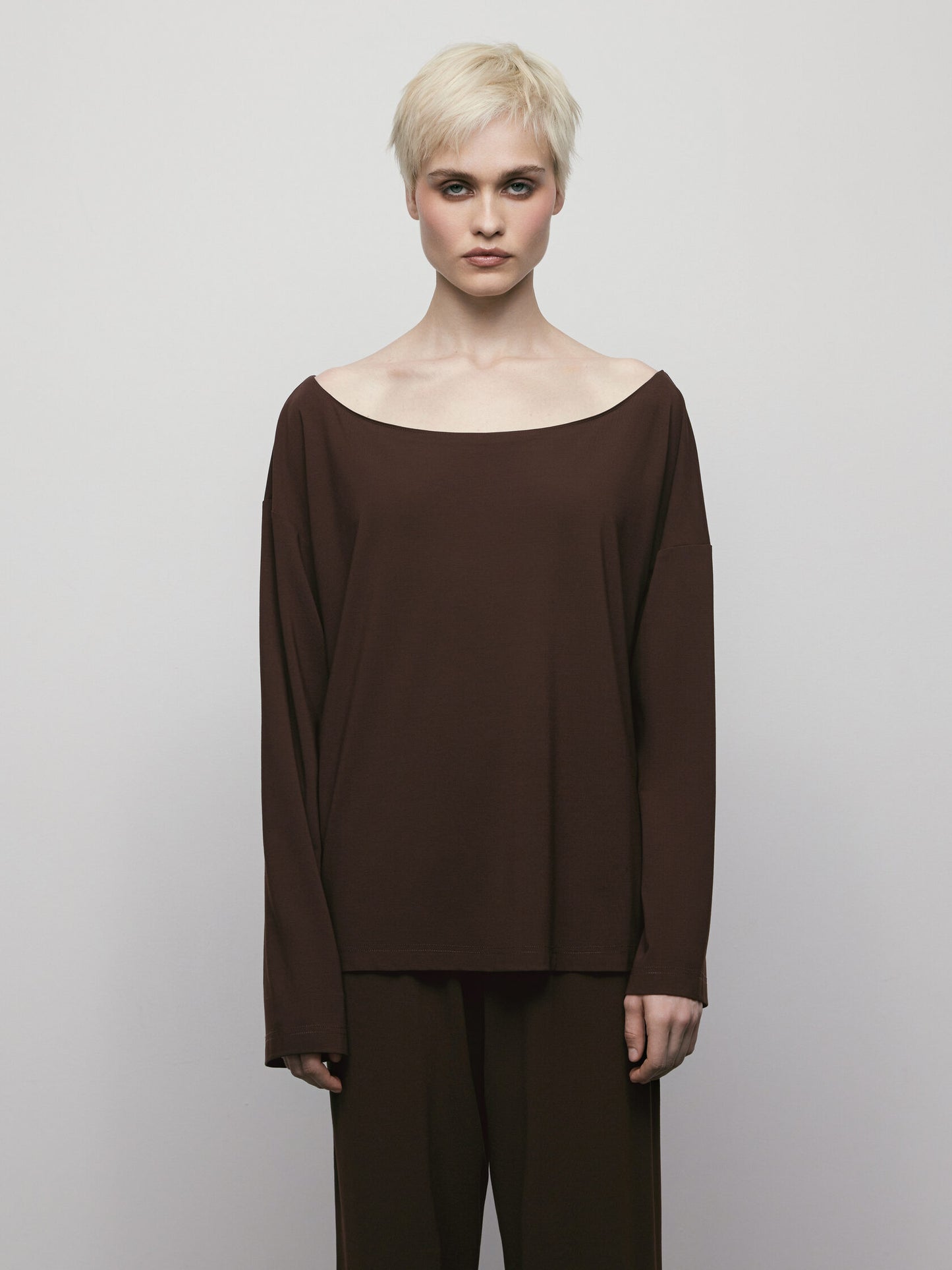 Knitted Long Sleeve in Brown
