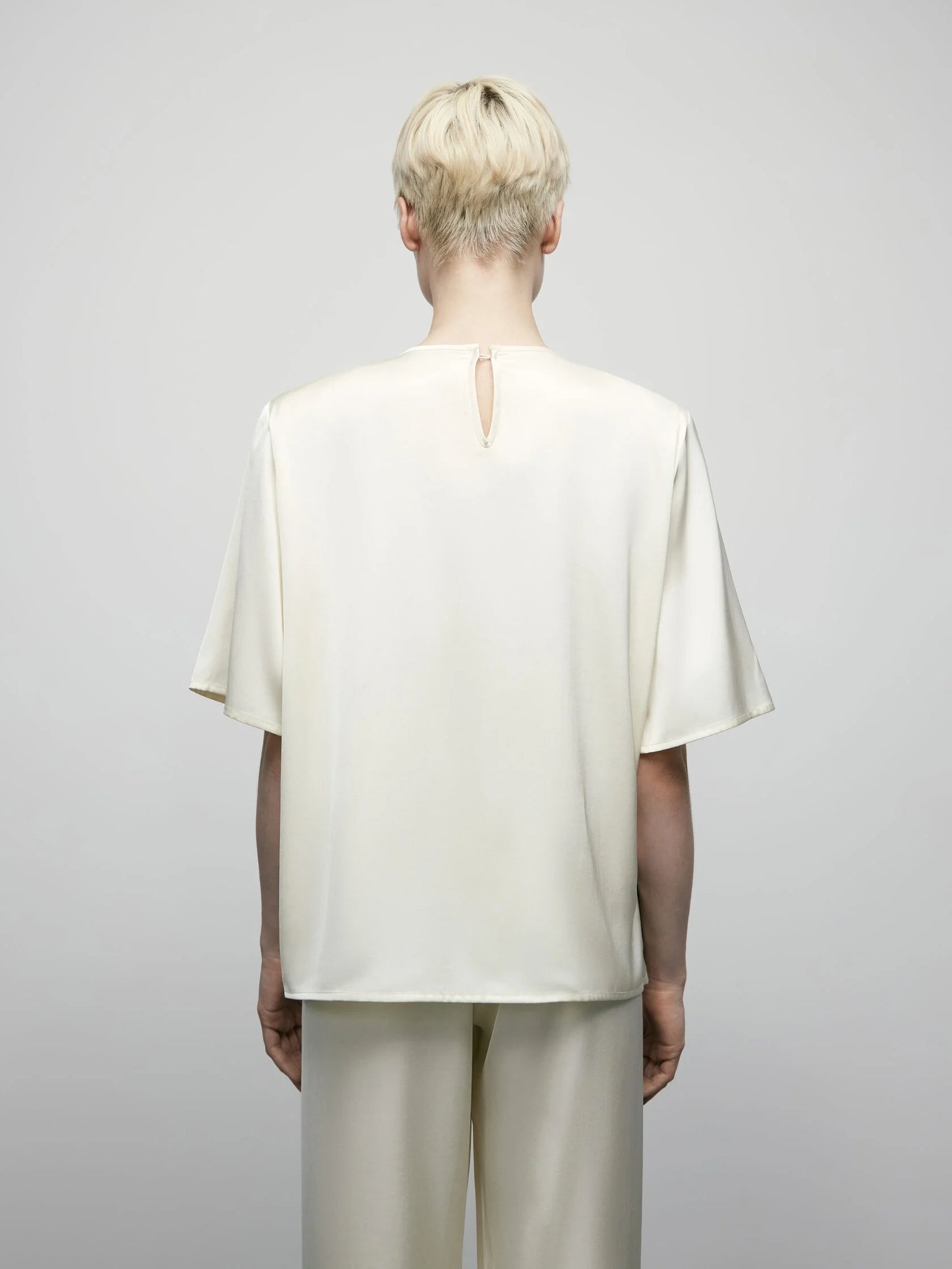 T-Shirt in Cream