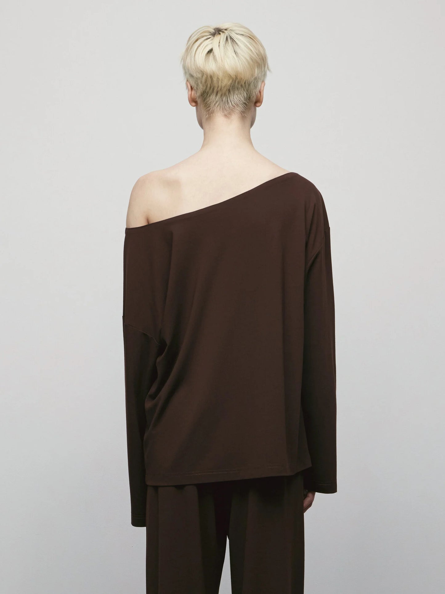 Knitted Long Sleeve in Brown