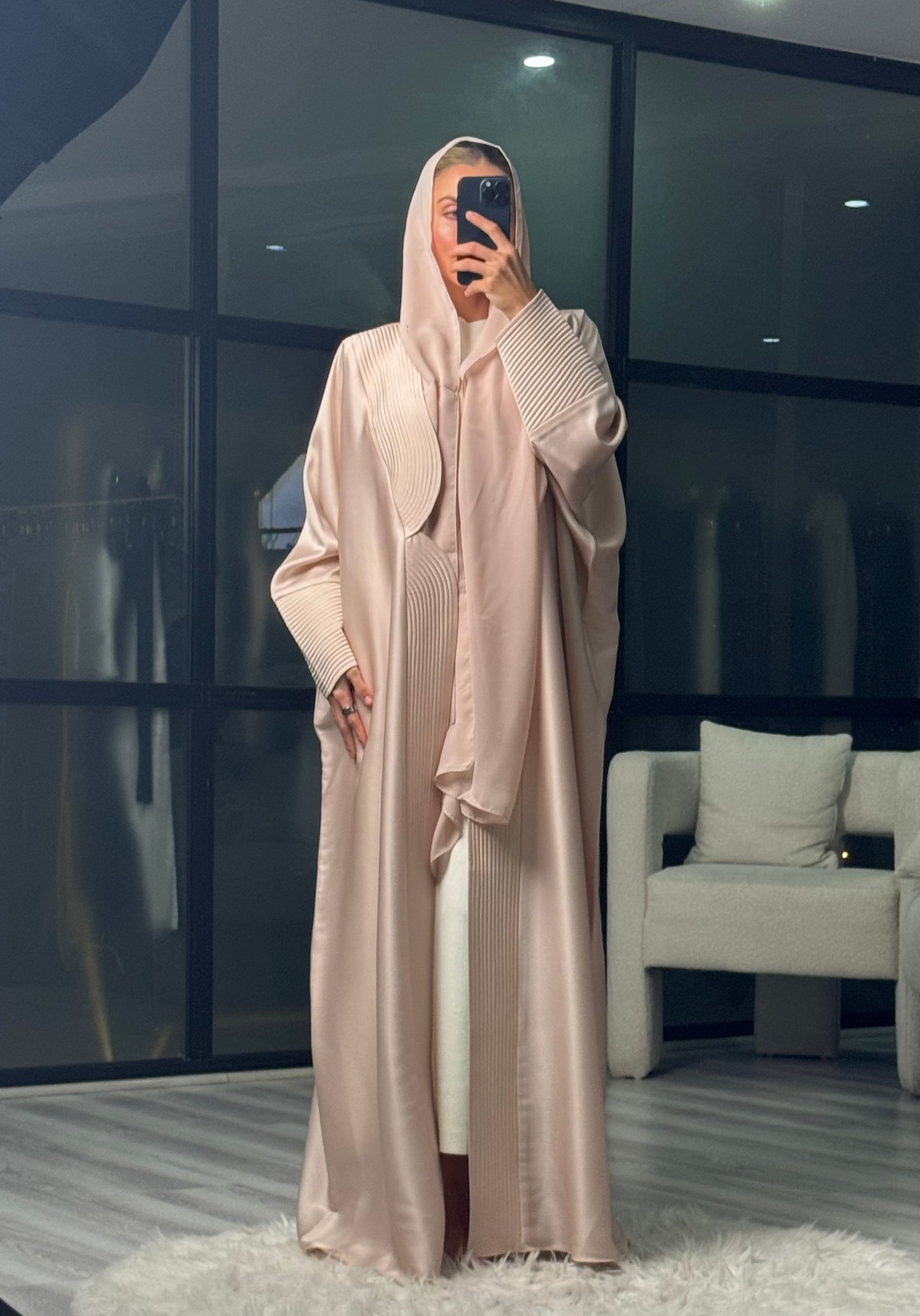 Abaya in Pink with Stitched Patterns