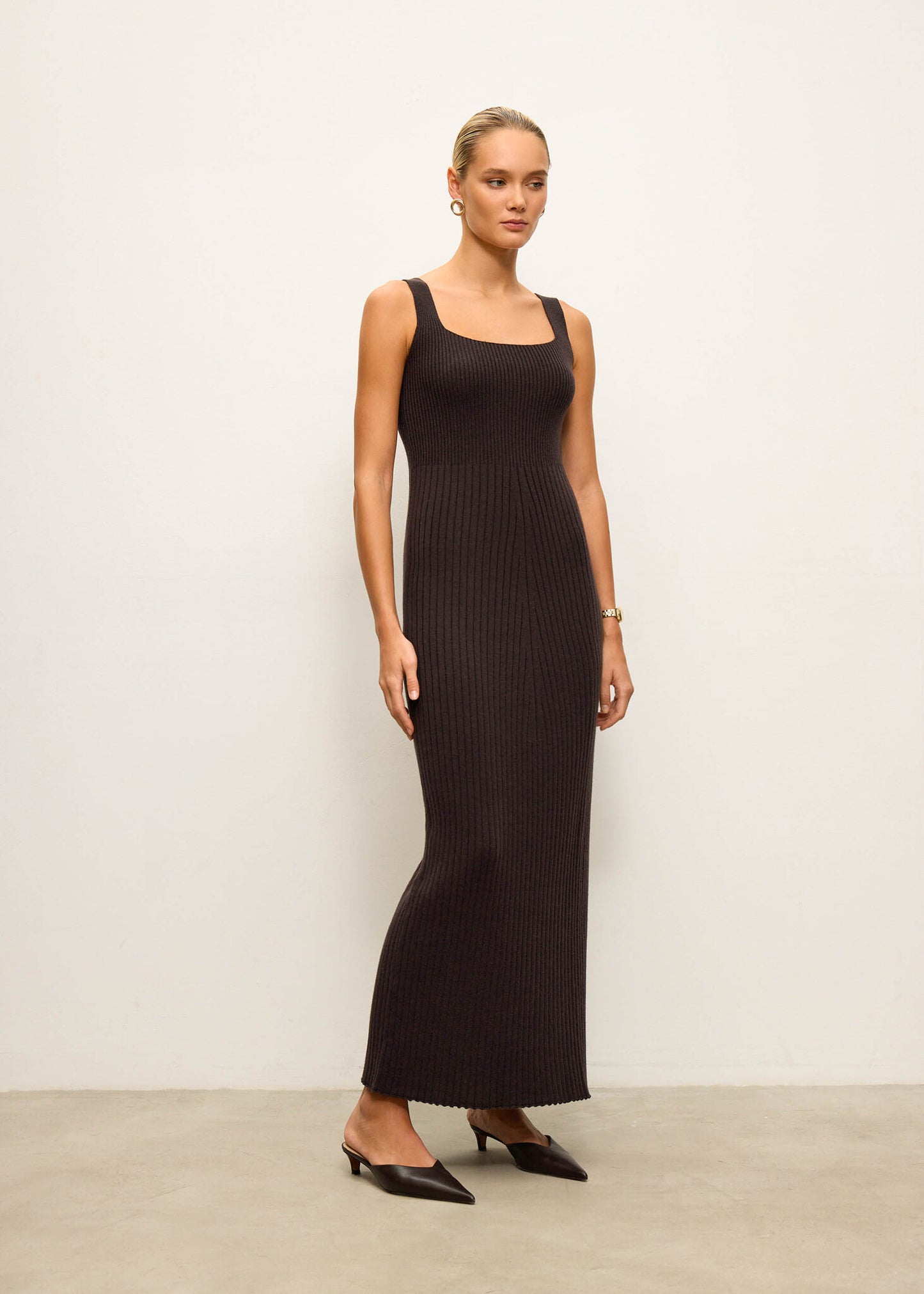 Soraya Dress in Dark Brown