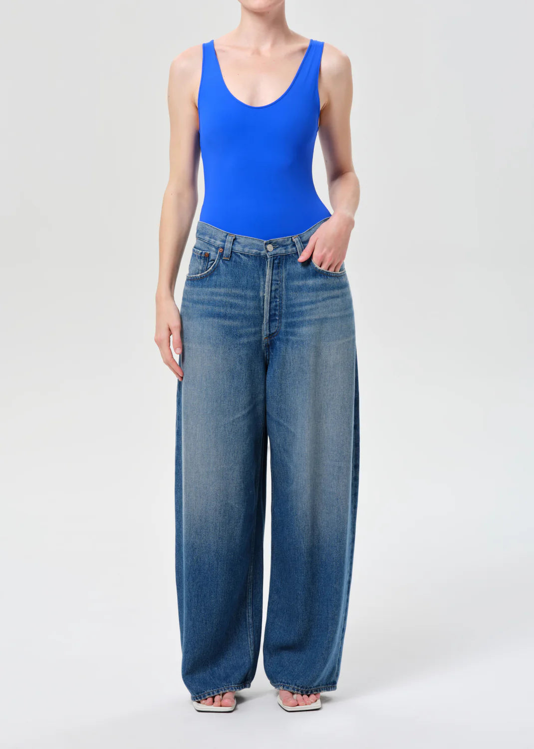 Rounded Baggy in Expression