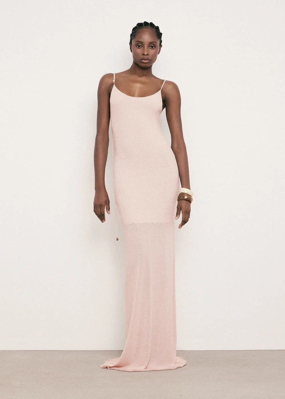 فستان سان تروبيه باللون الوردي