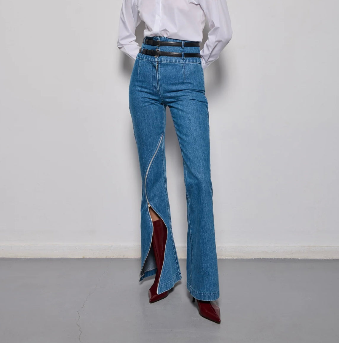 Offside Zipper Jeans In Denim Blue