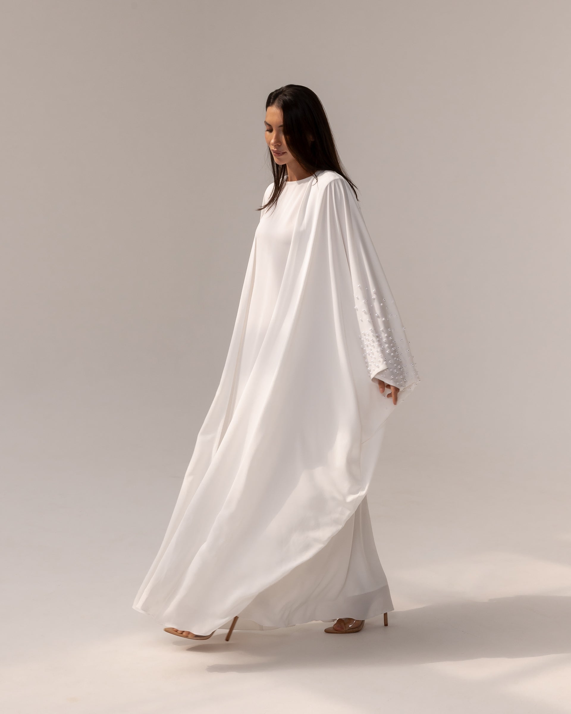 Pearl Abaya in White