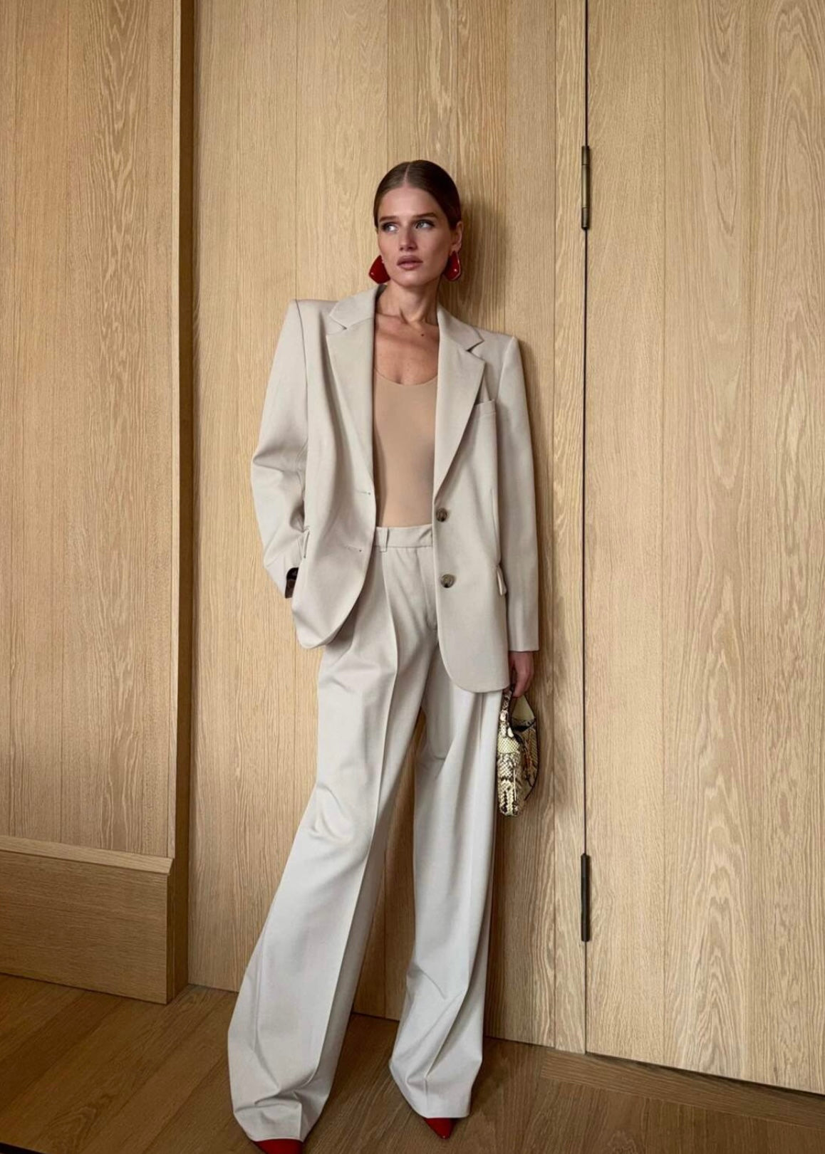 بنطلون البسكويت