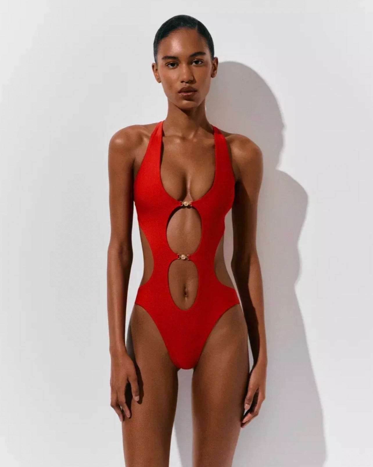 ملابس السباحة ريو باللون الأحمر