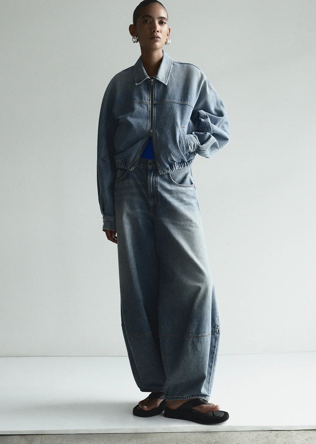Lantern Jean in Avenue