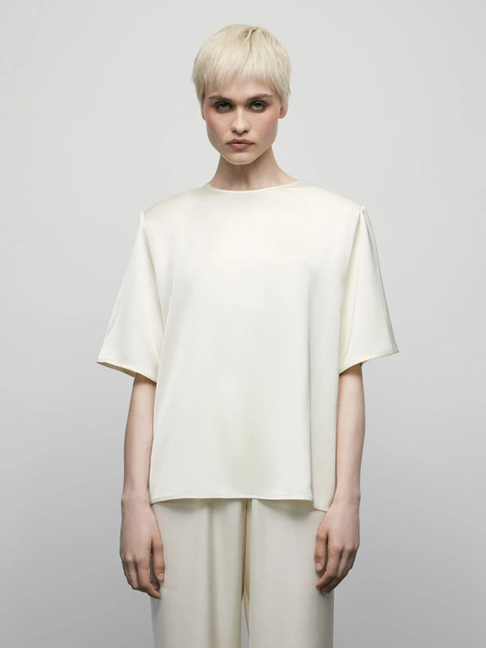 T-Shirt in Cream