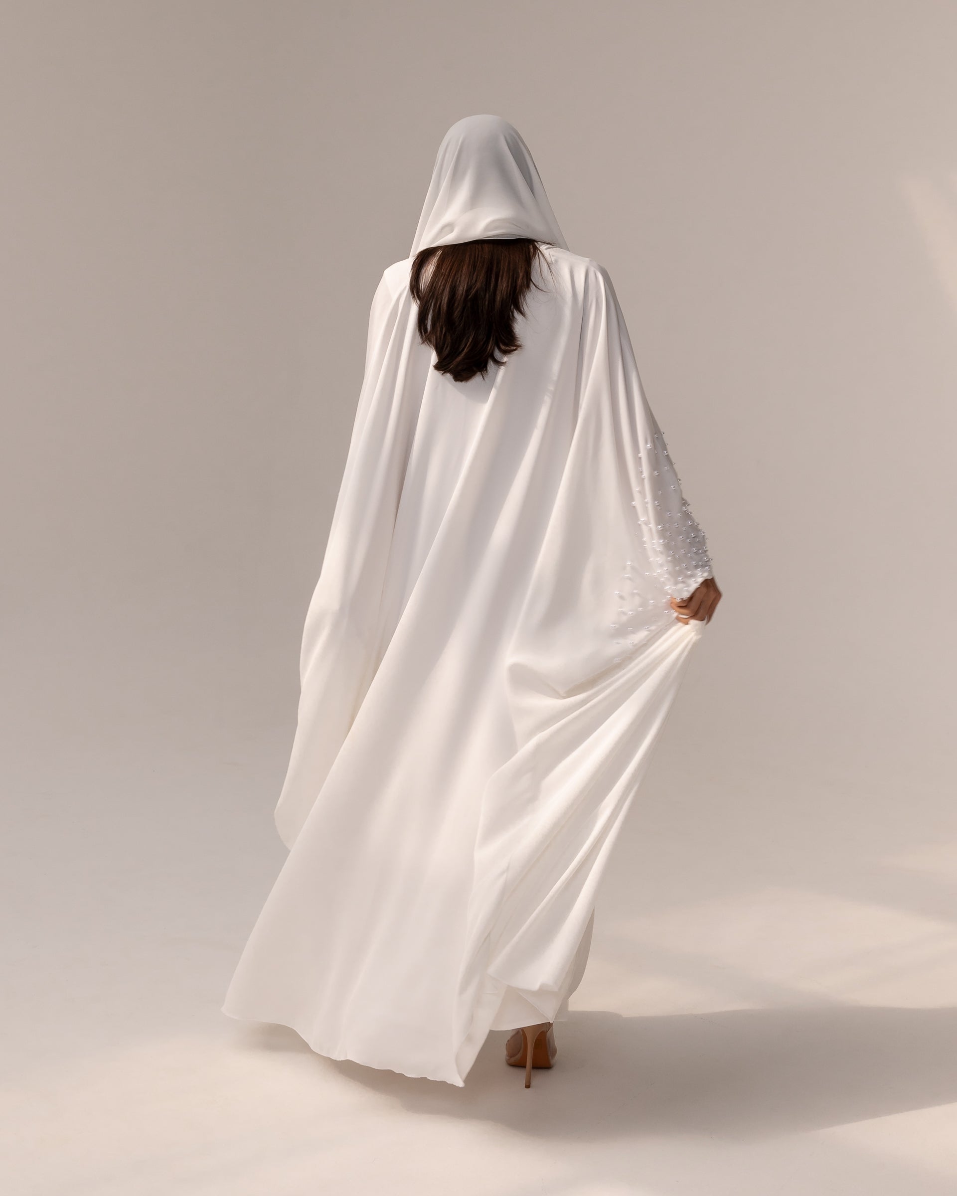 Pearl Abaya in White