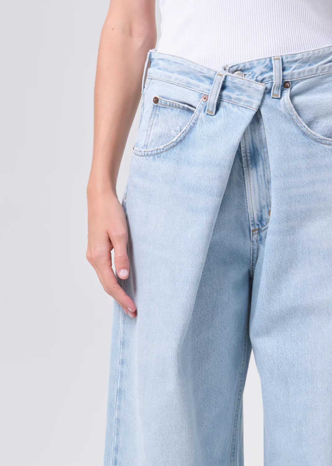 Vana Fold Jean in Spark