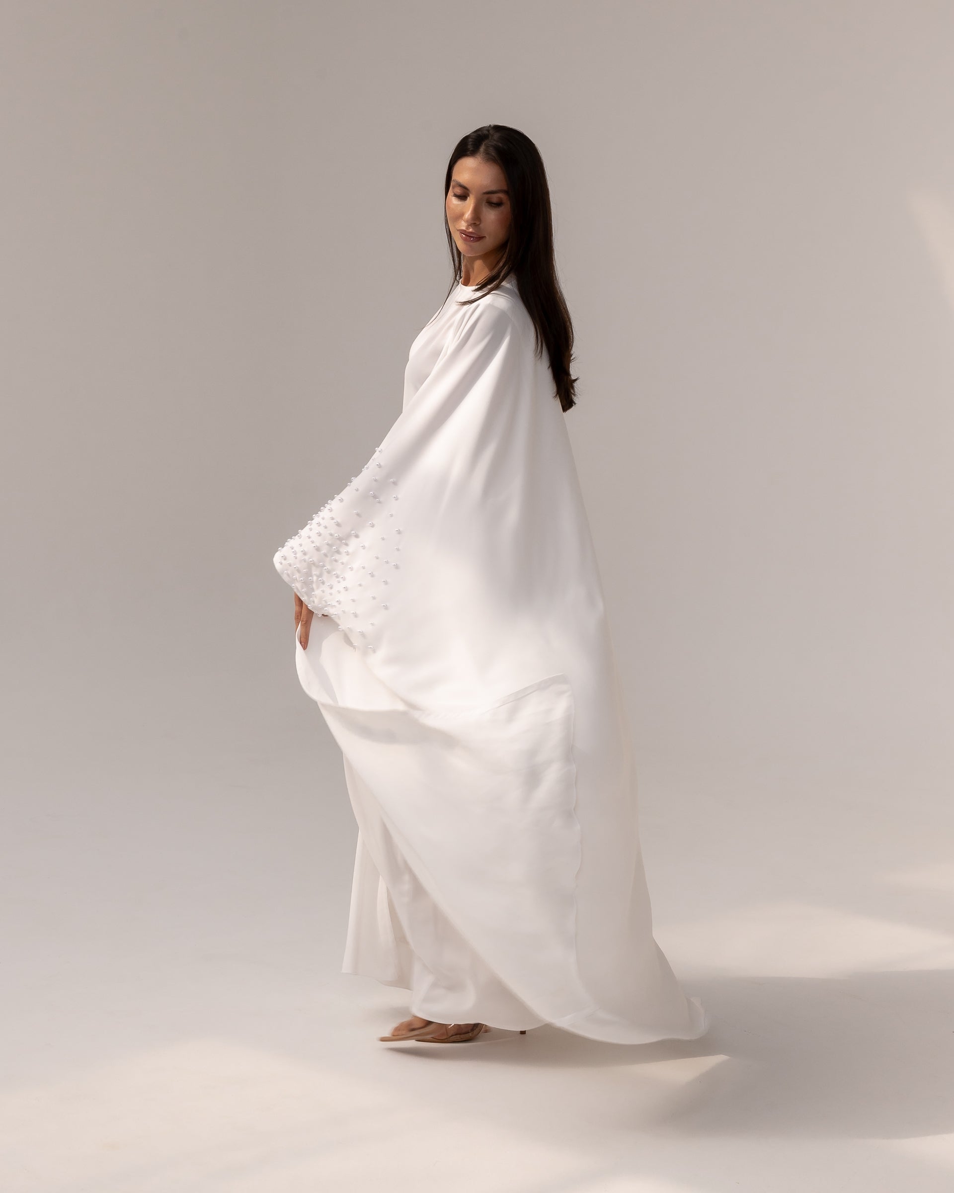 Pearl Abaya in White