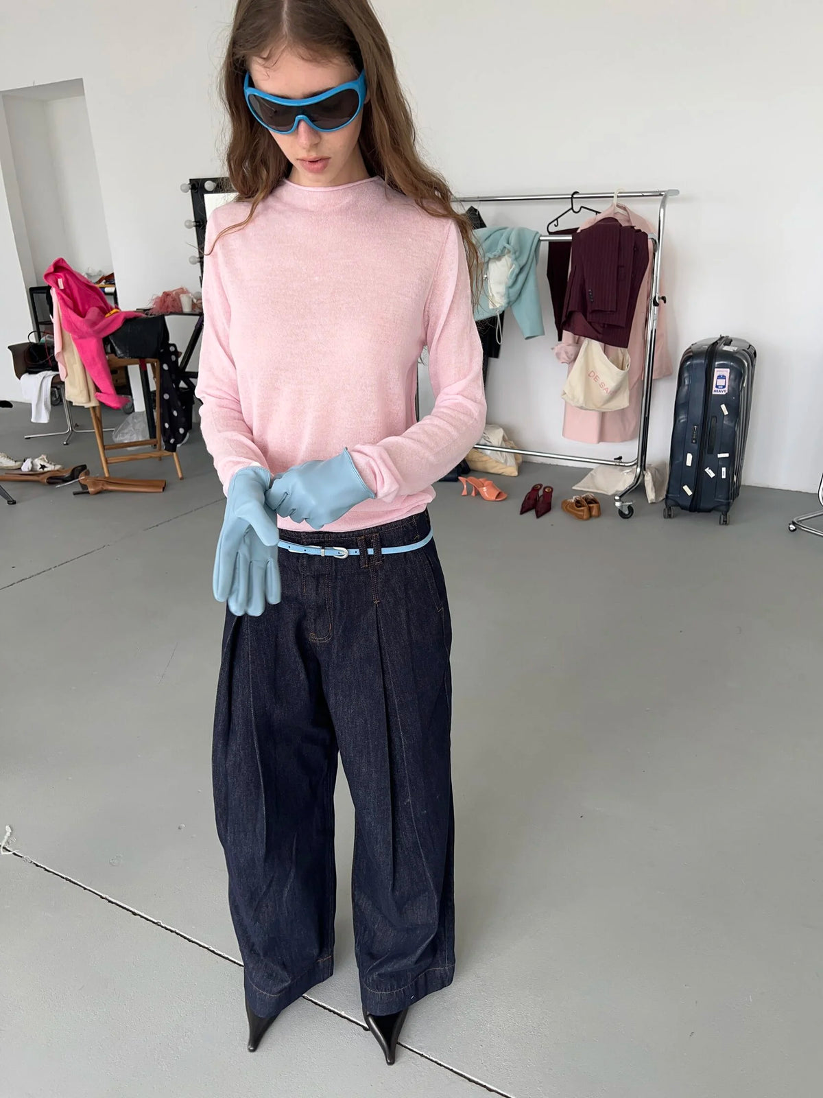 Low Rise Jeans in Dark Blue