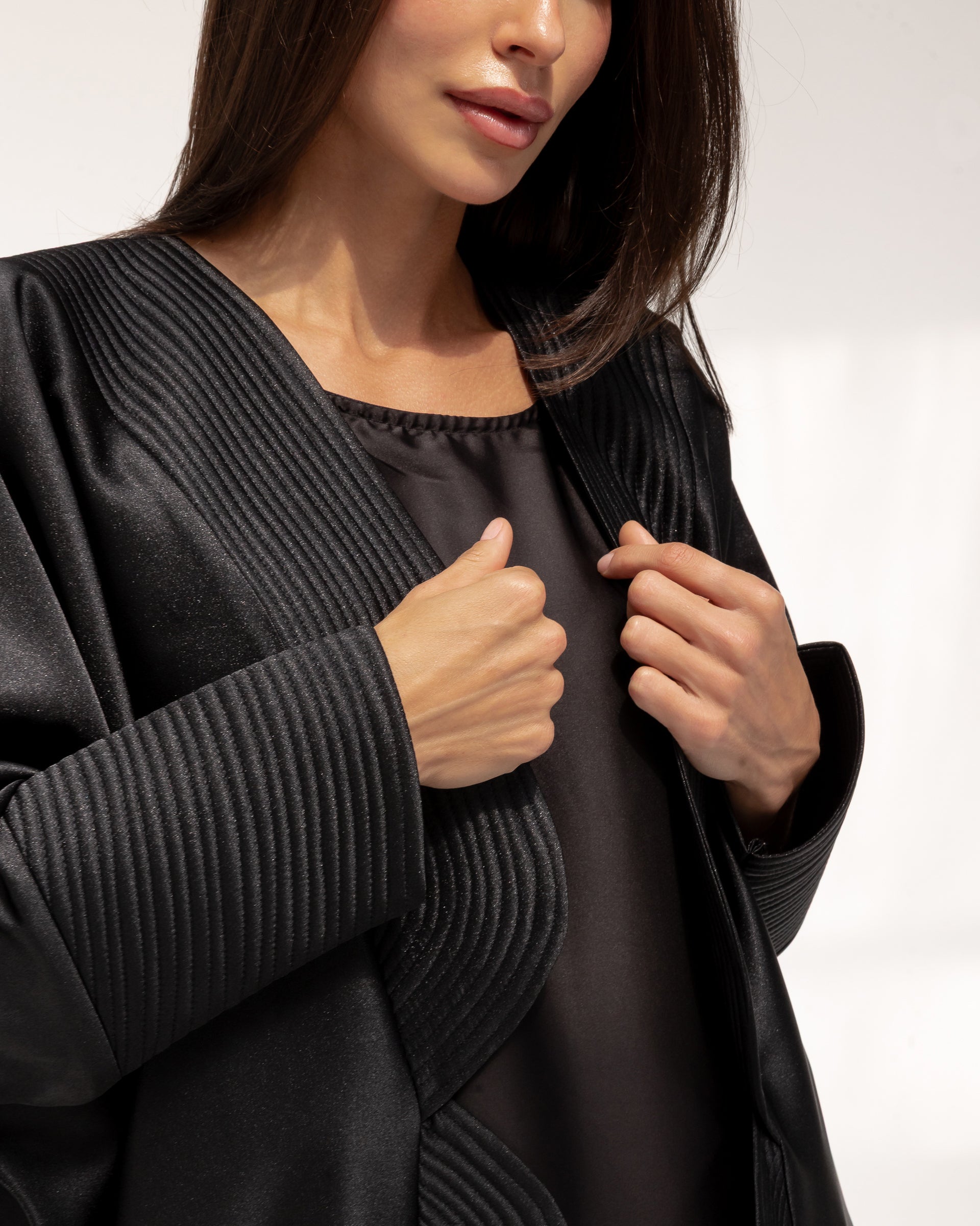 Stitch Abaya in Black