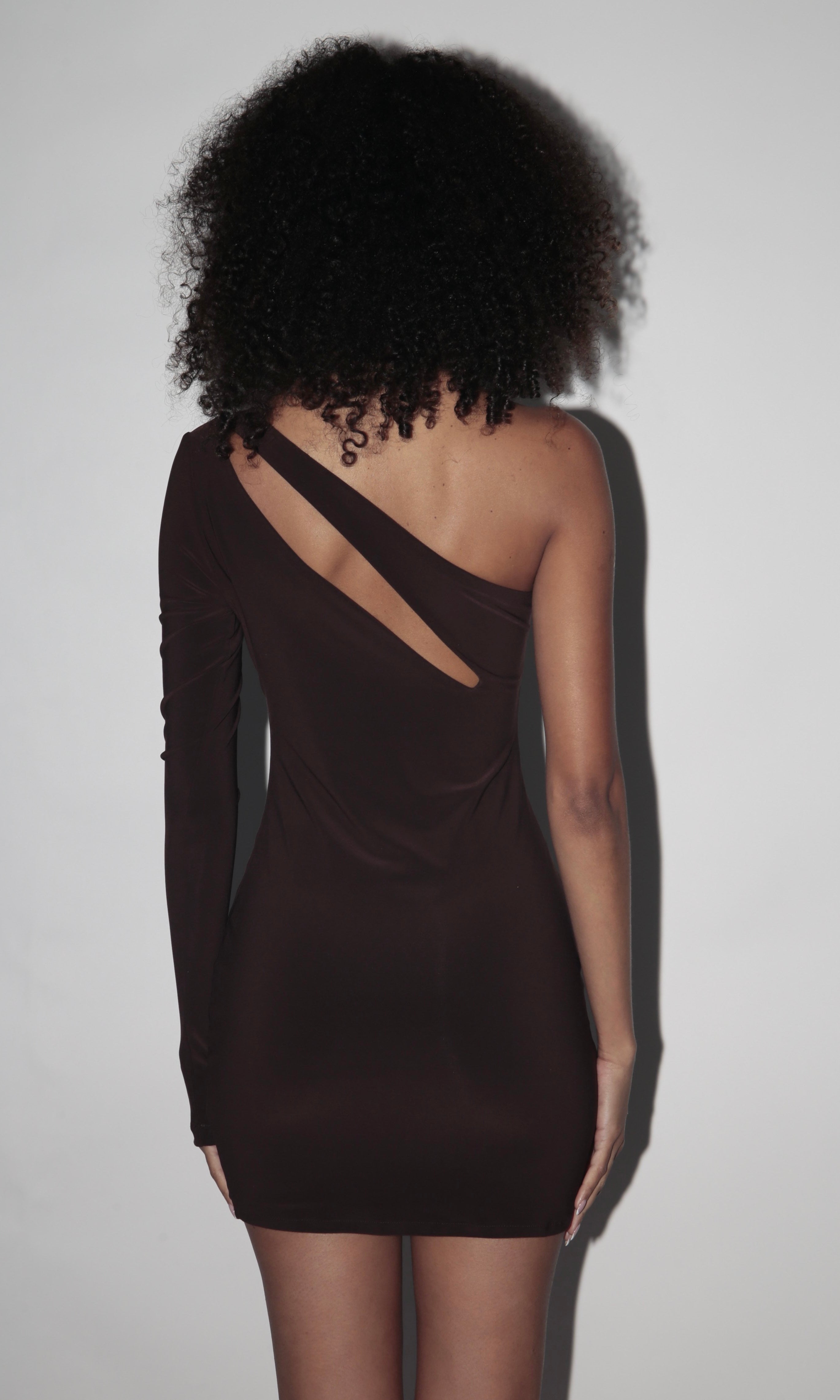 Robe Gossip Girl marron à manches