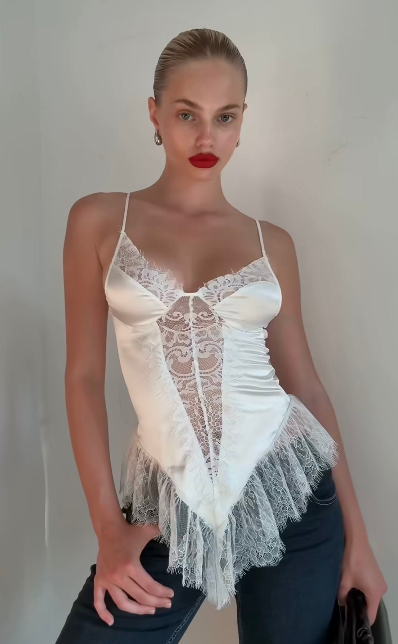 Laceful Top in White