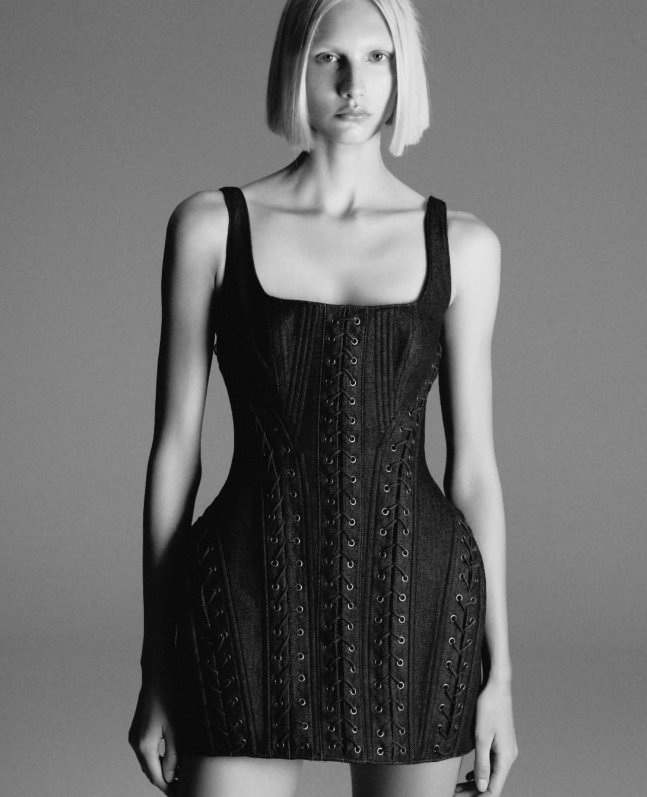 Robe en jean bleu marine