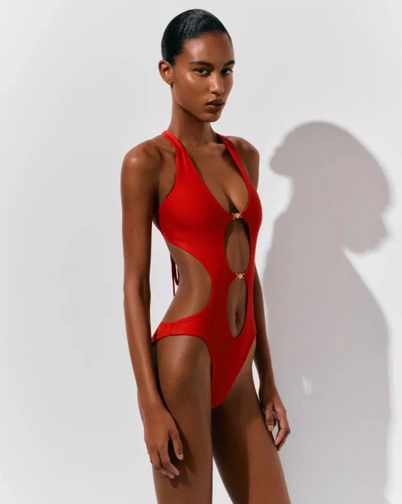 ملابس السباحة ريو باللون الأحمر