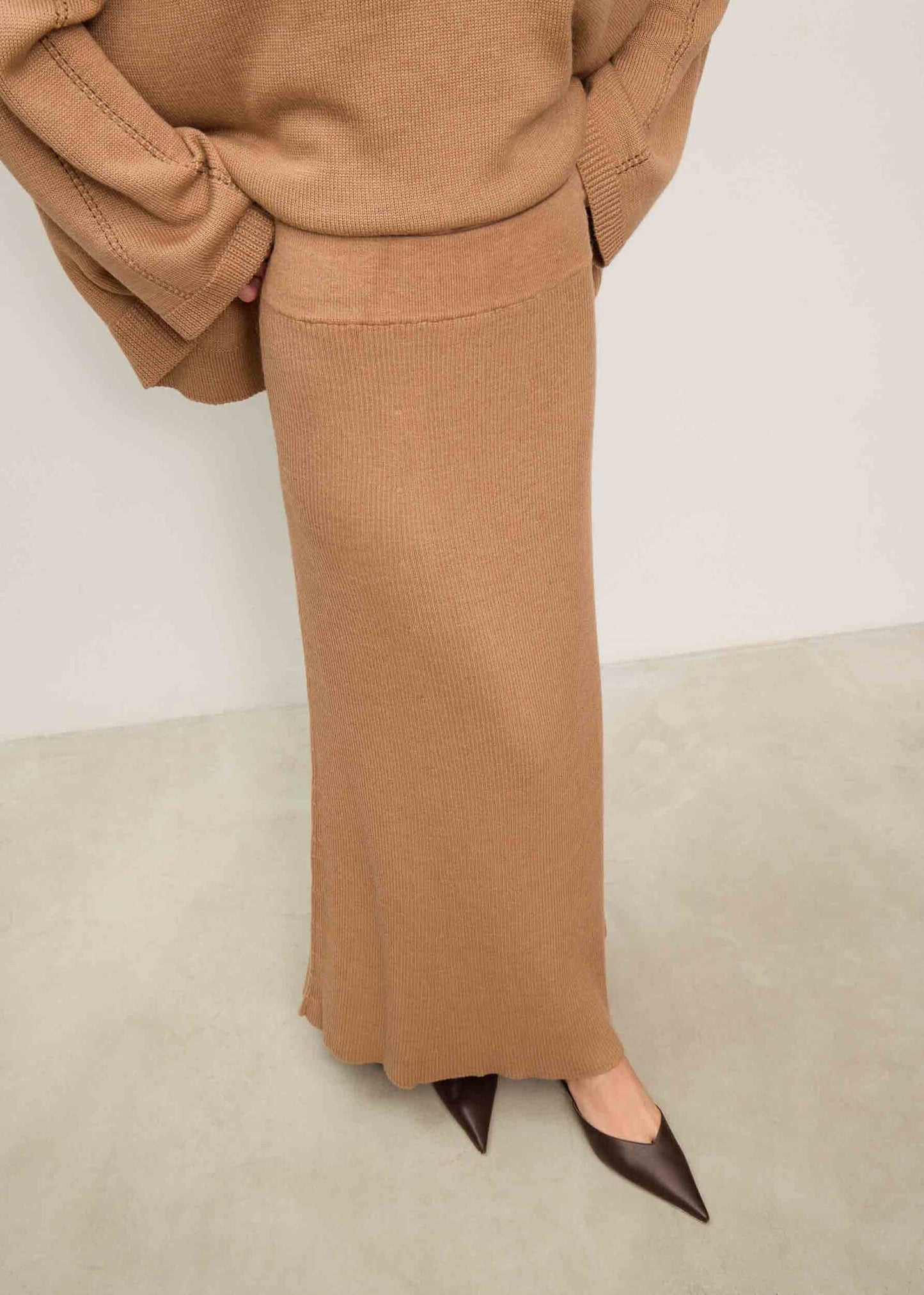 Andrea Skirt in Beige