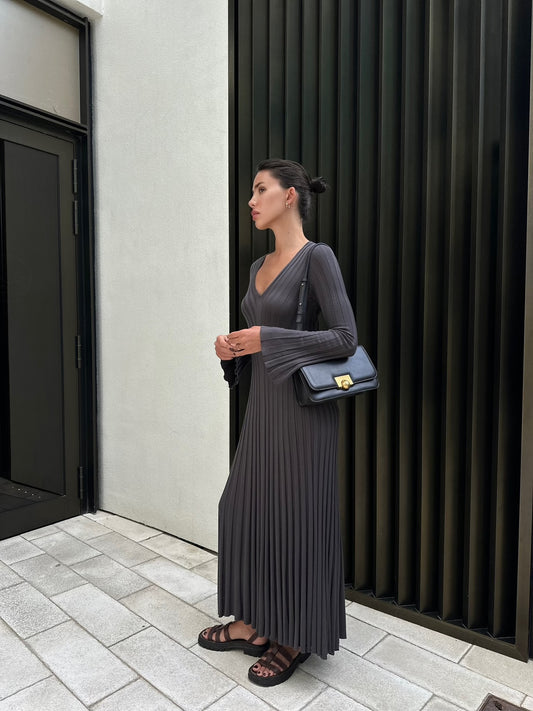 Beata Dress in Ardesia