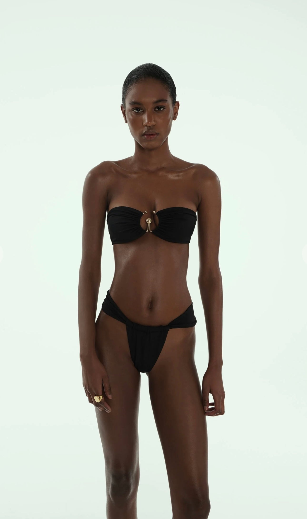 Bikini Bottom 007 in Black