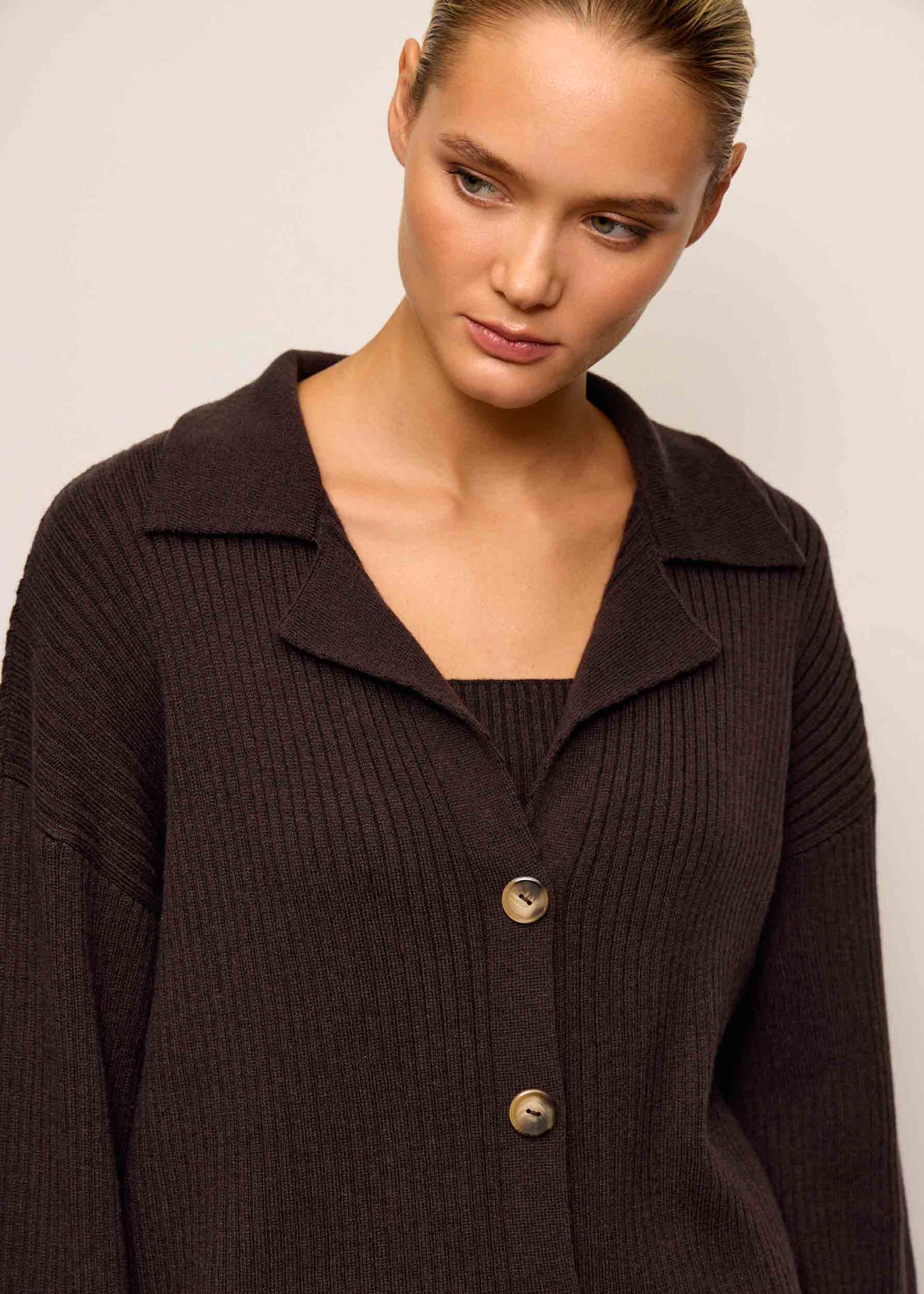 Soraya Cardigan in Dark Brown