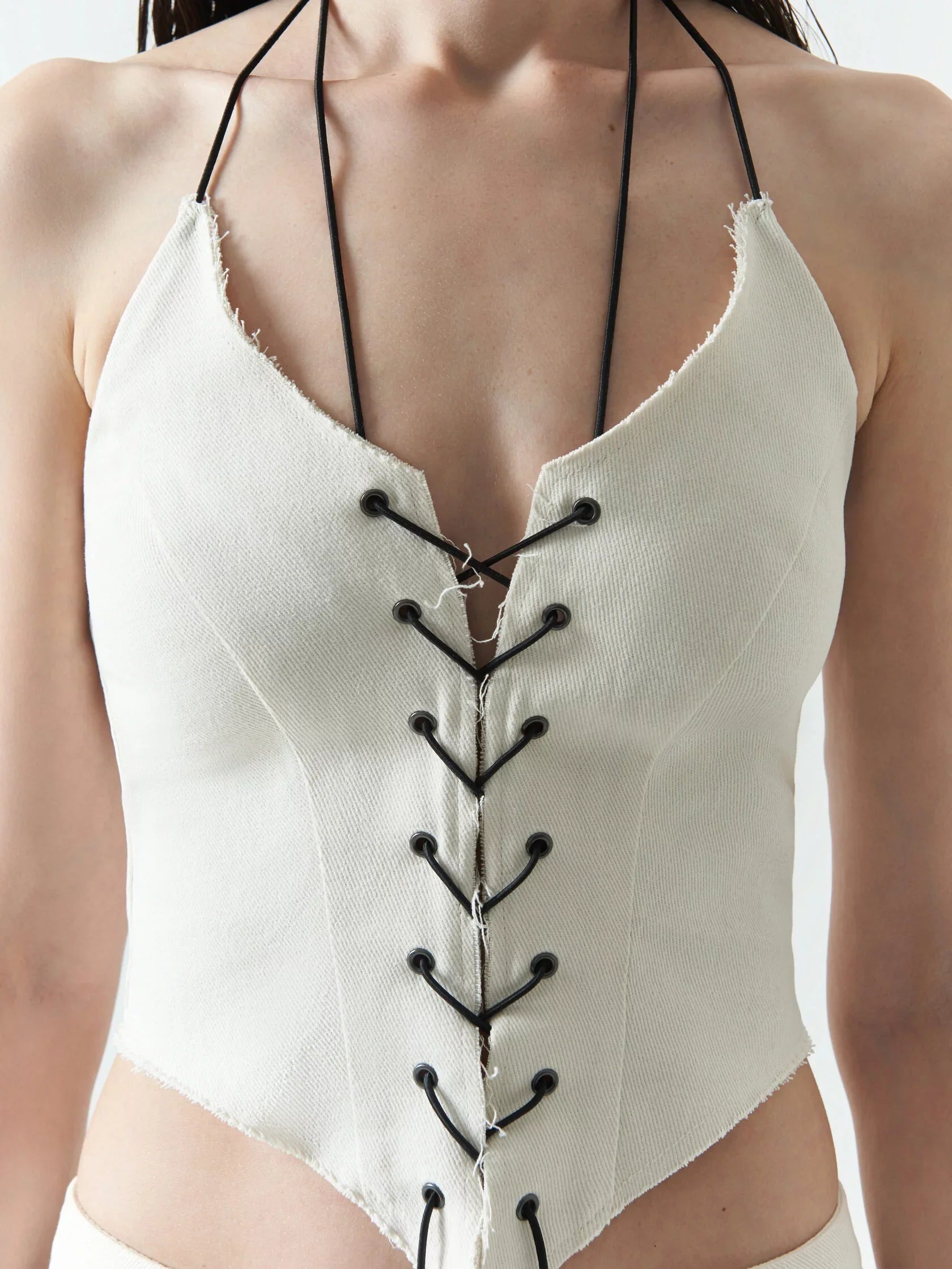 Haut à lacets couleur crème