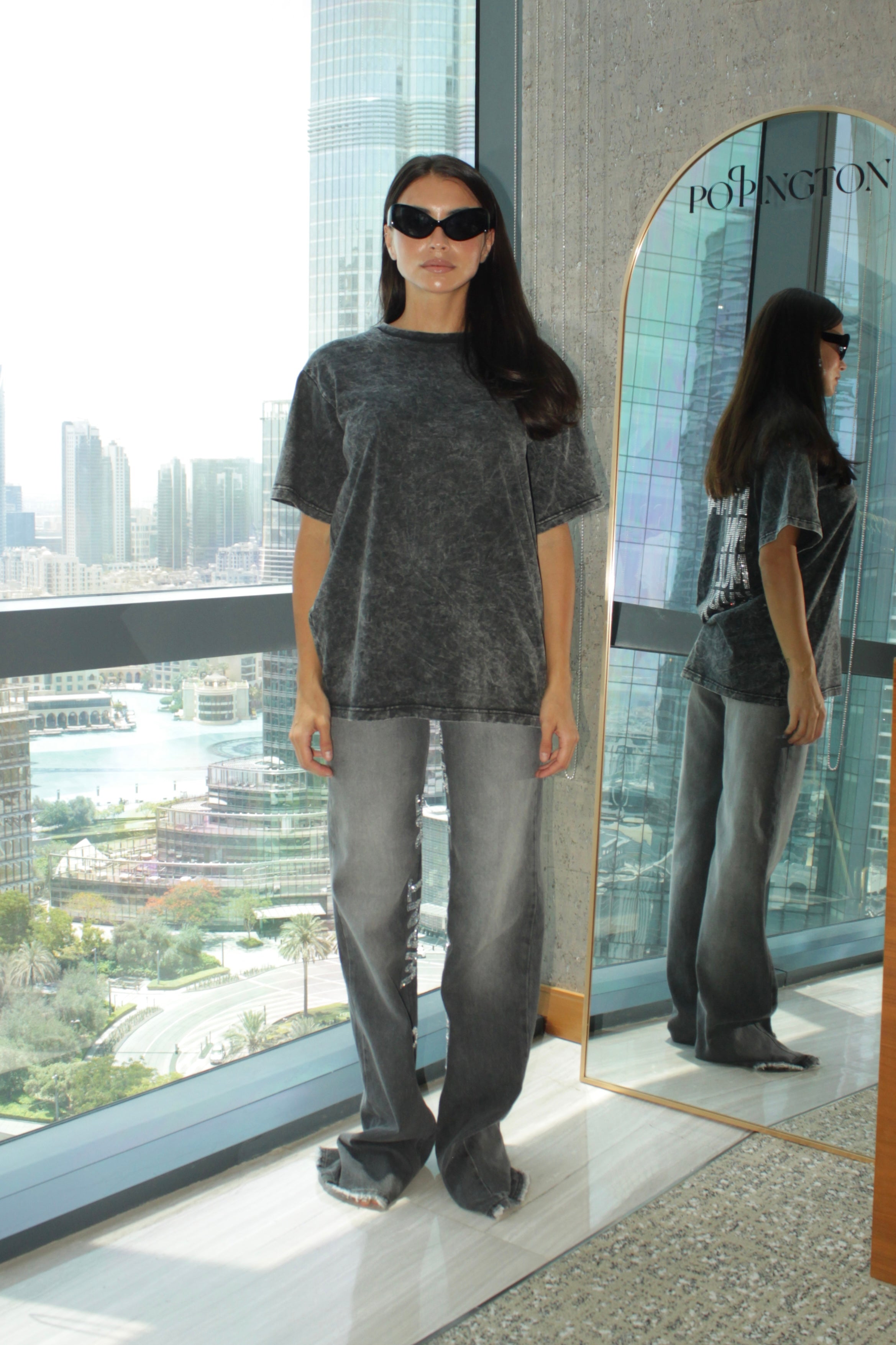 تي شيرت 'ETY MAIKY MNE MUZH KYPIL'